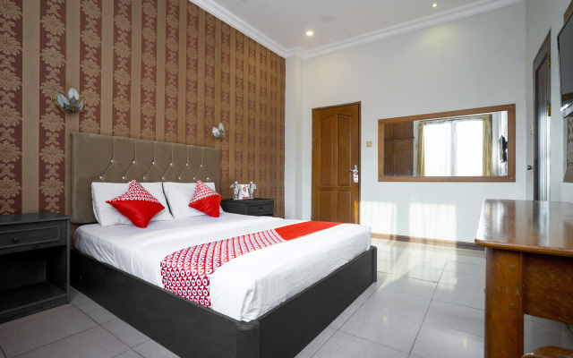 OYO 891 Hotel Gading Kencana