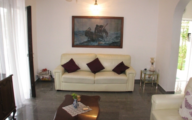 4 Bedroom Holiday Home in Peaceful Area near Beach