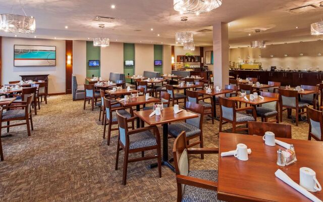 Radisson Hotel Montreal Airport