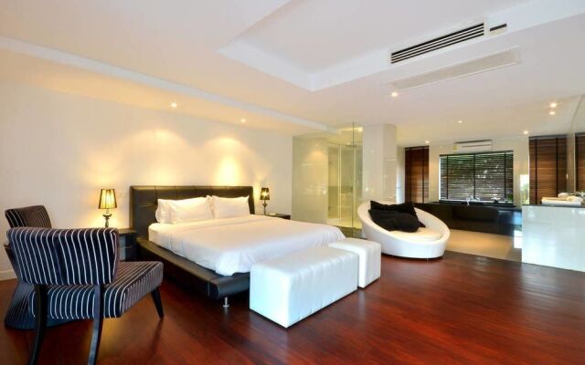 Luxury 5 Stars Beach Villa 6 Beds