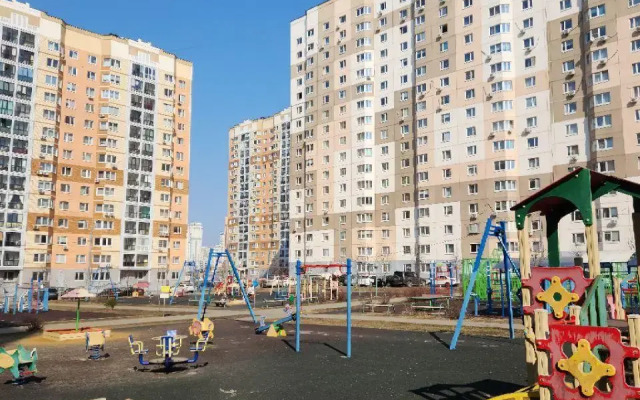 Runway Apartments на улица Курыжова 30