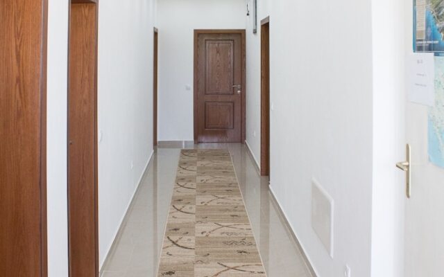 Sija Apartments