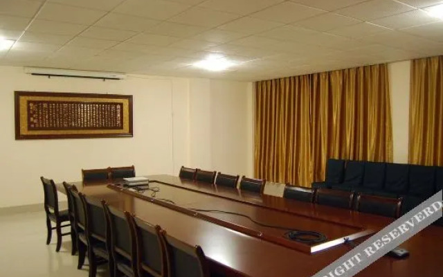 linquxianyijiakuaijiejiudian