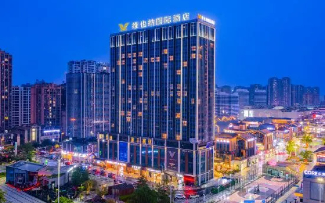 Vienna International Hotel – Outside – Zigong
