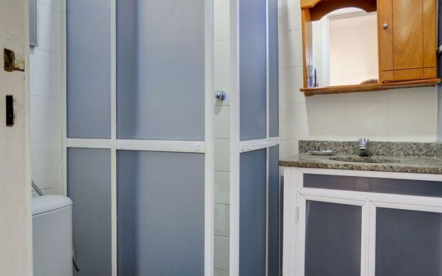 LinkHouse Beautiful High Floor 1-BDR c2-0036