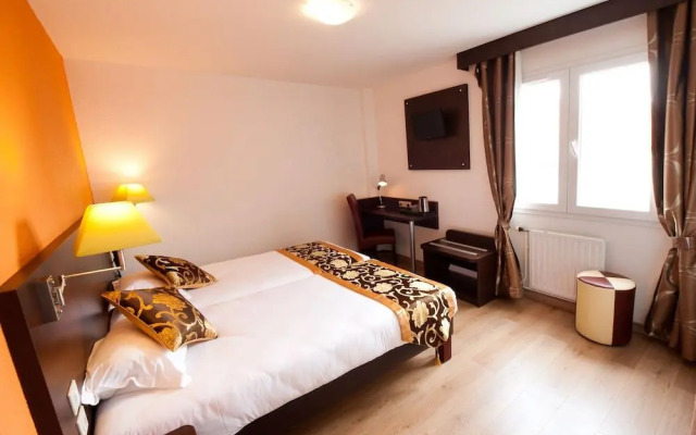 Hotel Milton (ex Gis Hotel)