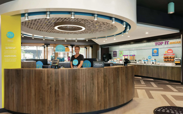 Tru by Hilton Charlotte Ayrsley