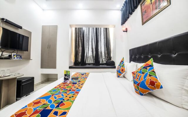 FabHotel Red Inn Sector 15