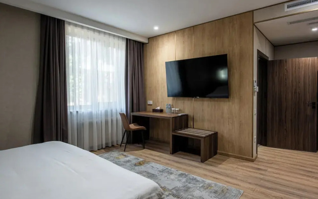 Silk Road Premium Hotel