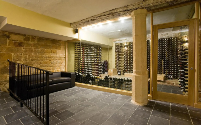 Rushton Hall Hotel & SPA