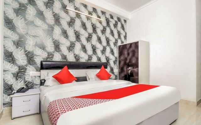 OYO 19132 K Residency