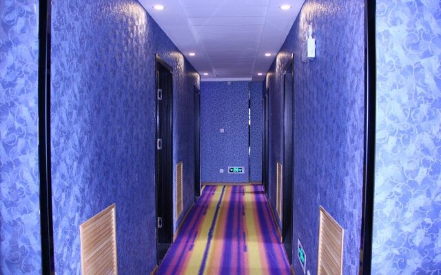 City 118 Theme Hotel