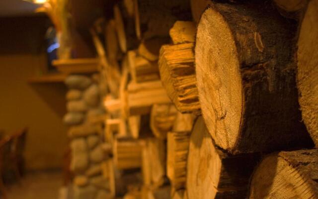 Elkwater Lake Lodge and Resort