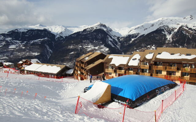 VVF Les sittelles à Montalbert