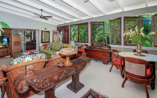 Unique, Tropical Rainforest Getaway