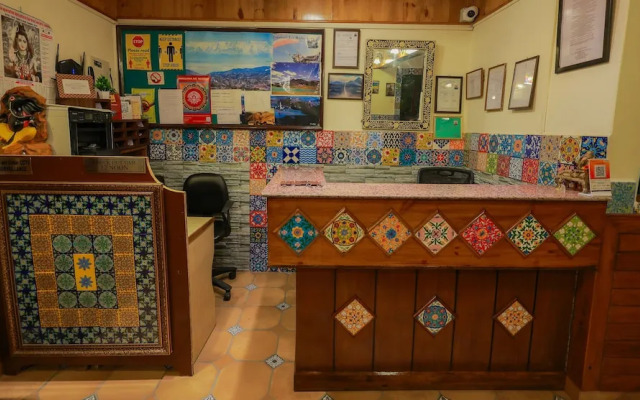Udechee Huts Hotel