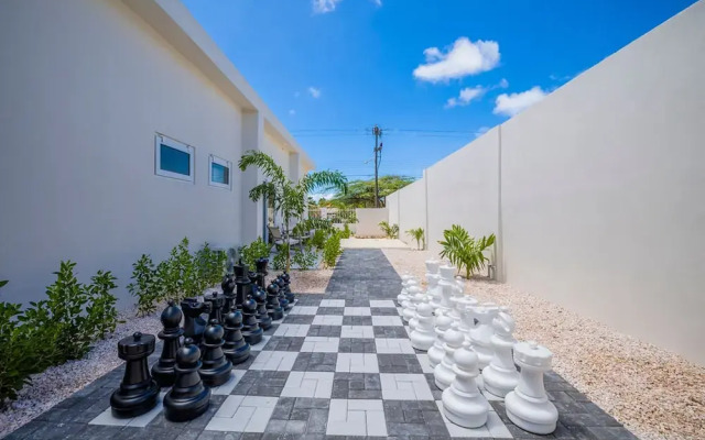NEW 6BR Playground Private Pool Pro-bbq Palapa