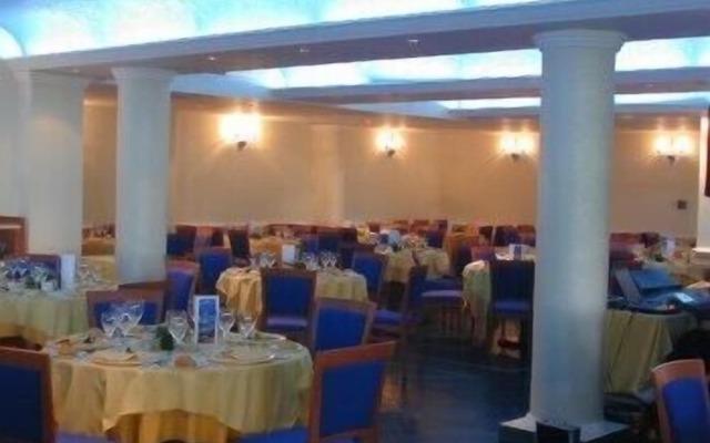 Estella Club & Beauty