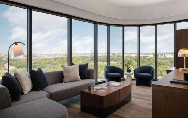 Thompson Houston, by Hyatt