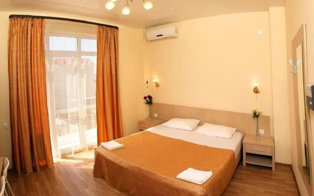 Hotel Diana