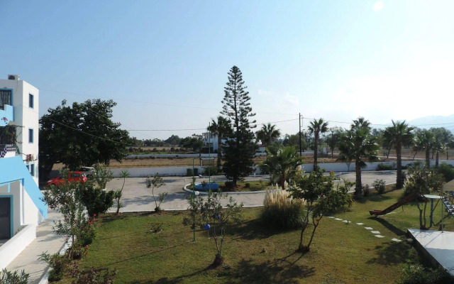 Anthia Apartments