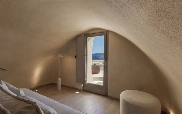 Caldera's Dream Cave House with hot tub