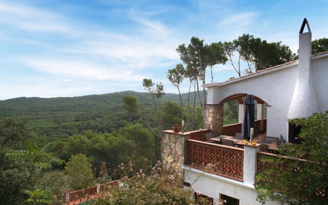 Captivating Holiday Home in Pals with Swimming Pool