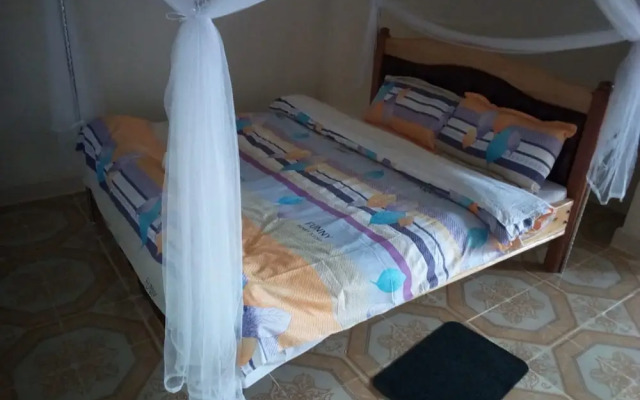 Gee -Thorn Hotel