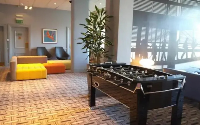 Airport Inn Gatwick