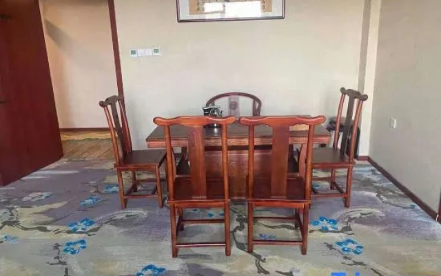 qianxunqingshe Hotel