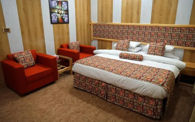 Oak Residency
