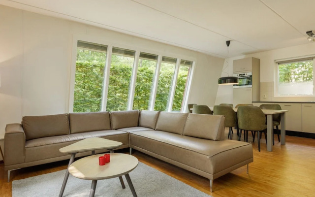 Detached Forest Villa With Dishwasher, Located in De Veluwe