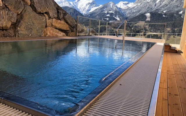 Hochwurzen mit Privatem Pool Haus