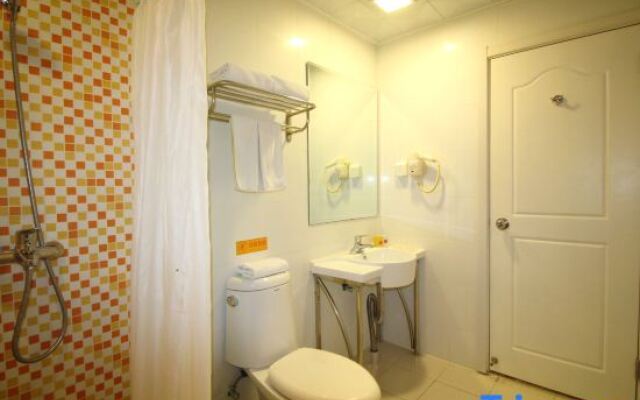 Homeinn Hotel (Yantai Fuhai Road Zhenhua)
