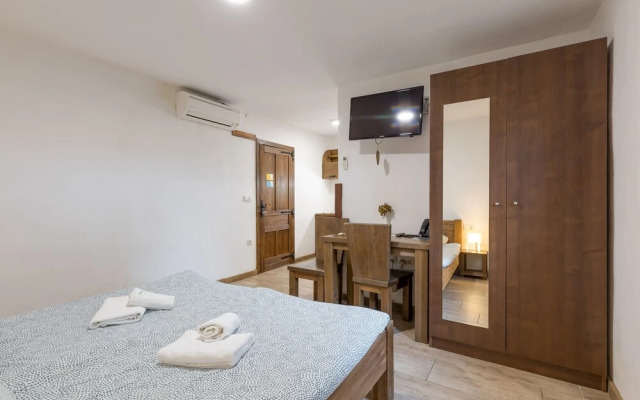 Pannonian Studio For Two