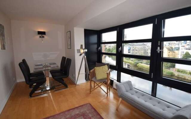 Luxurious Braemore Apartment at The Shore