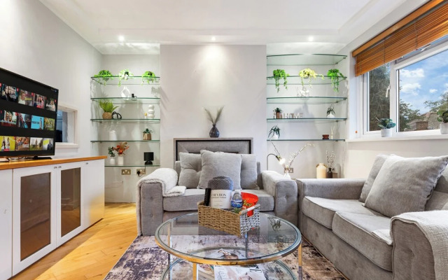 Luxe Stays Putney & Stamford