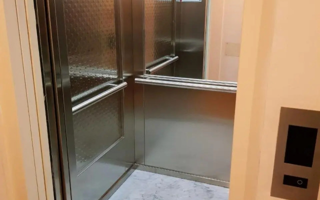 Billinghurst 1035 2 Pax