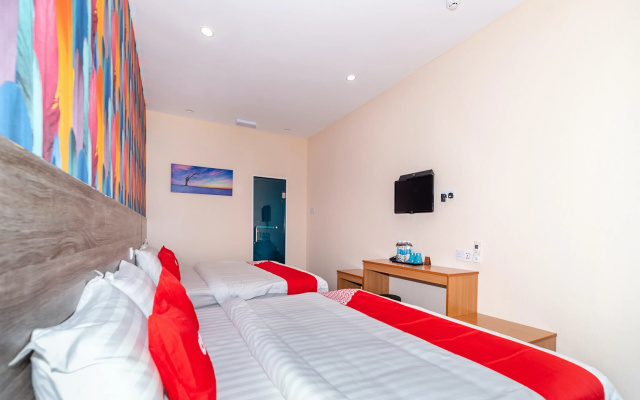 OYO 90147 Hilltop Hotel