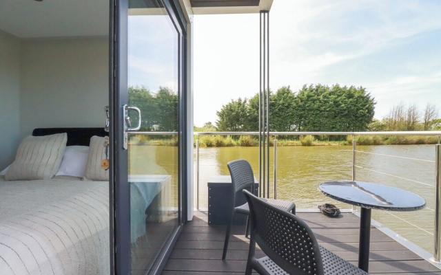 Riverside Exclusive Retreat