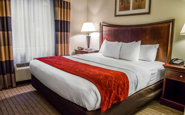 Comfort Suites Mobile