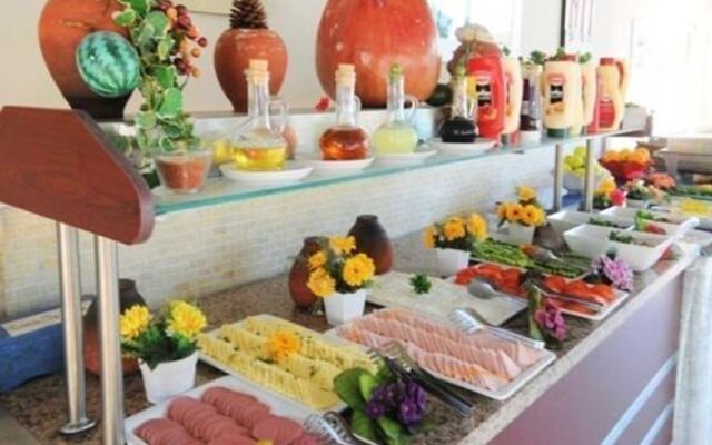 Selen Hotel Icmeler