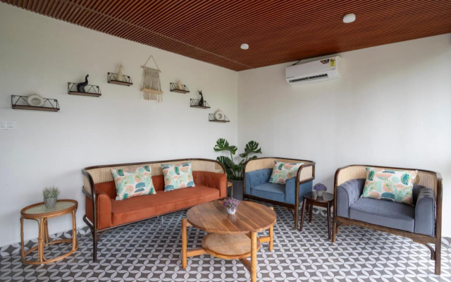 Stone Wood Hotel Amboli