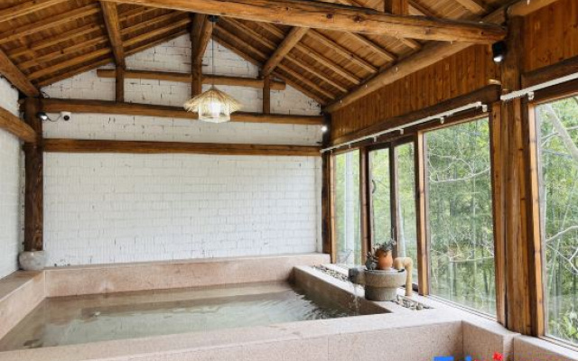 Anji Hawthorn Guest House