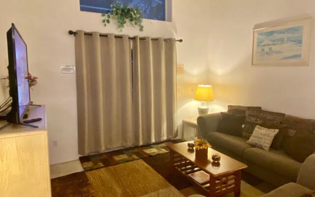 Three Bedroom Pool House - 4684 PPB - Vusa