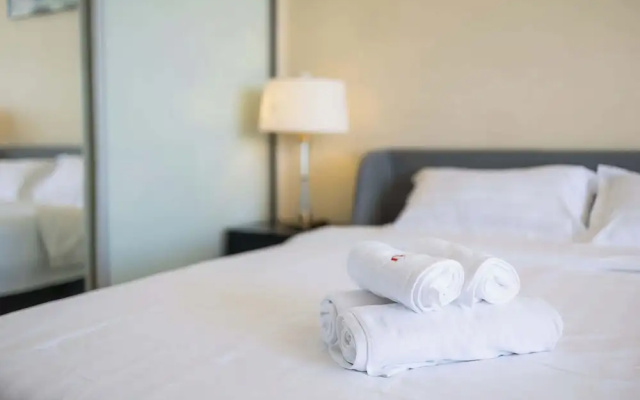 Metawise Harbour View Studio Kirribilli – Guest Rooms – Sydney