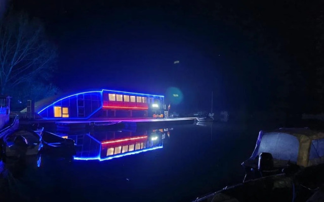 Hotel Plutitor Casa Pescarilor