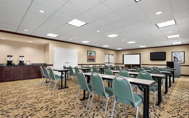 Hampton Inn & Suites Brunswick