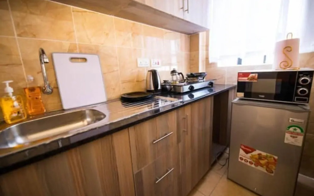 Lux Suites Coralway Apartment Langata