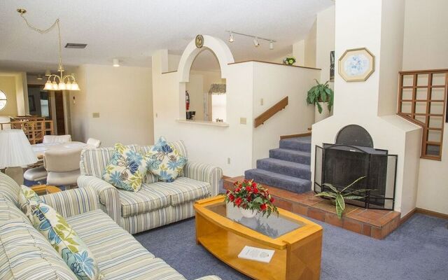 Claremont Holiday Home